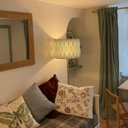 The Snug, A Great Flat In The Heart Of Peebles. Apartment Екстериор снимка